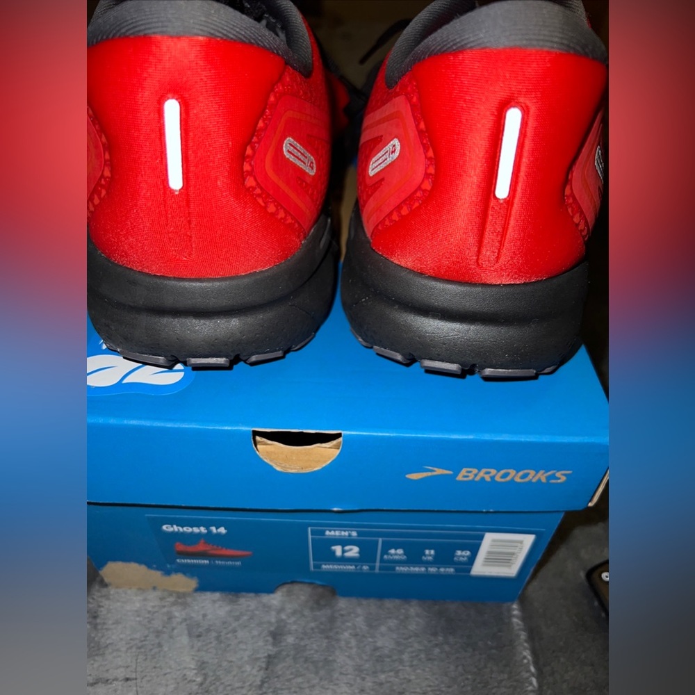 Size 12 Brooks Men's Ghost 14 Running Shoes - RED - Picture 6 of 13